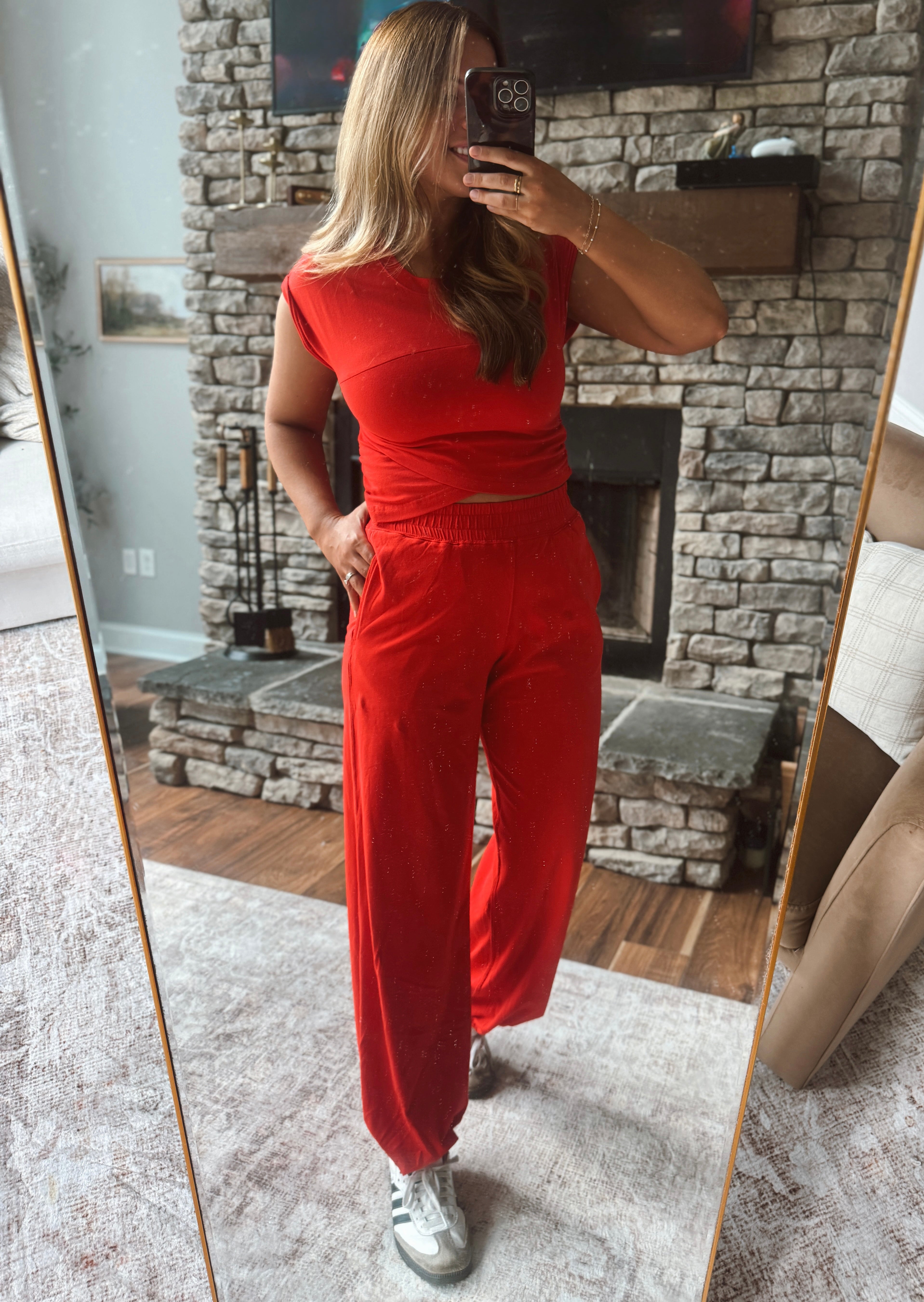 Red Hot Girl Errands Set