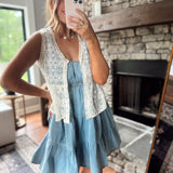 Natural Lacelett Sleeveless Top