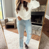 Mica Clean Blue MR Straight Denim