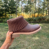 Brown Oiled Quiver Boots