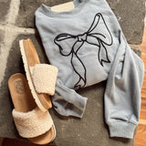 Bow to the Blues Pullover