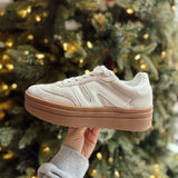 Jet Setter Beige/White Chunky Platform Low Top Lace up Sneakers