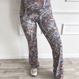 BIRDIE Sculpt Yoga Flare in Timber Haze Camo
